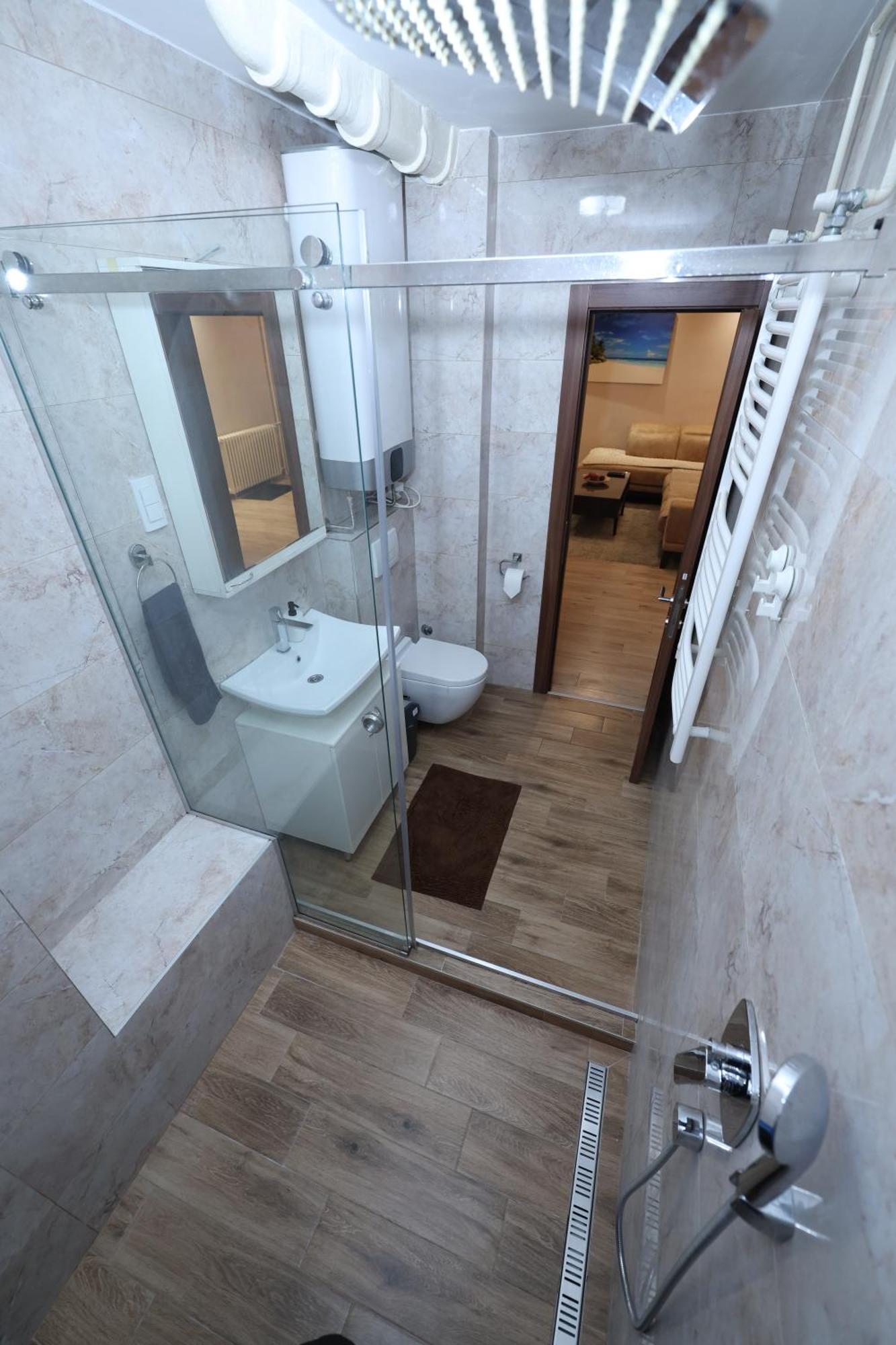 Goliath Apartamento Belgrado Exterior foto