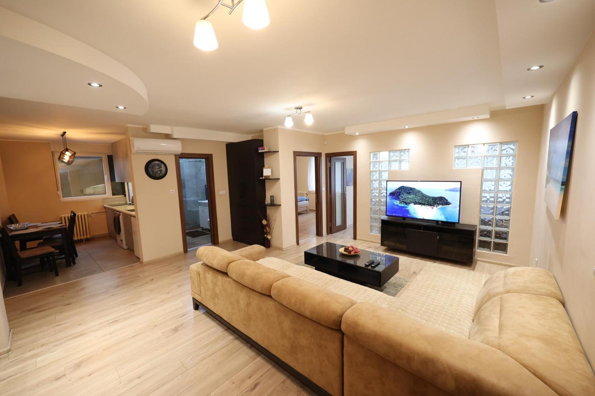 Goliath Apartamento Belgrado Exterior foto